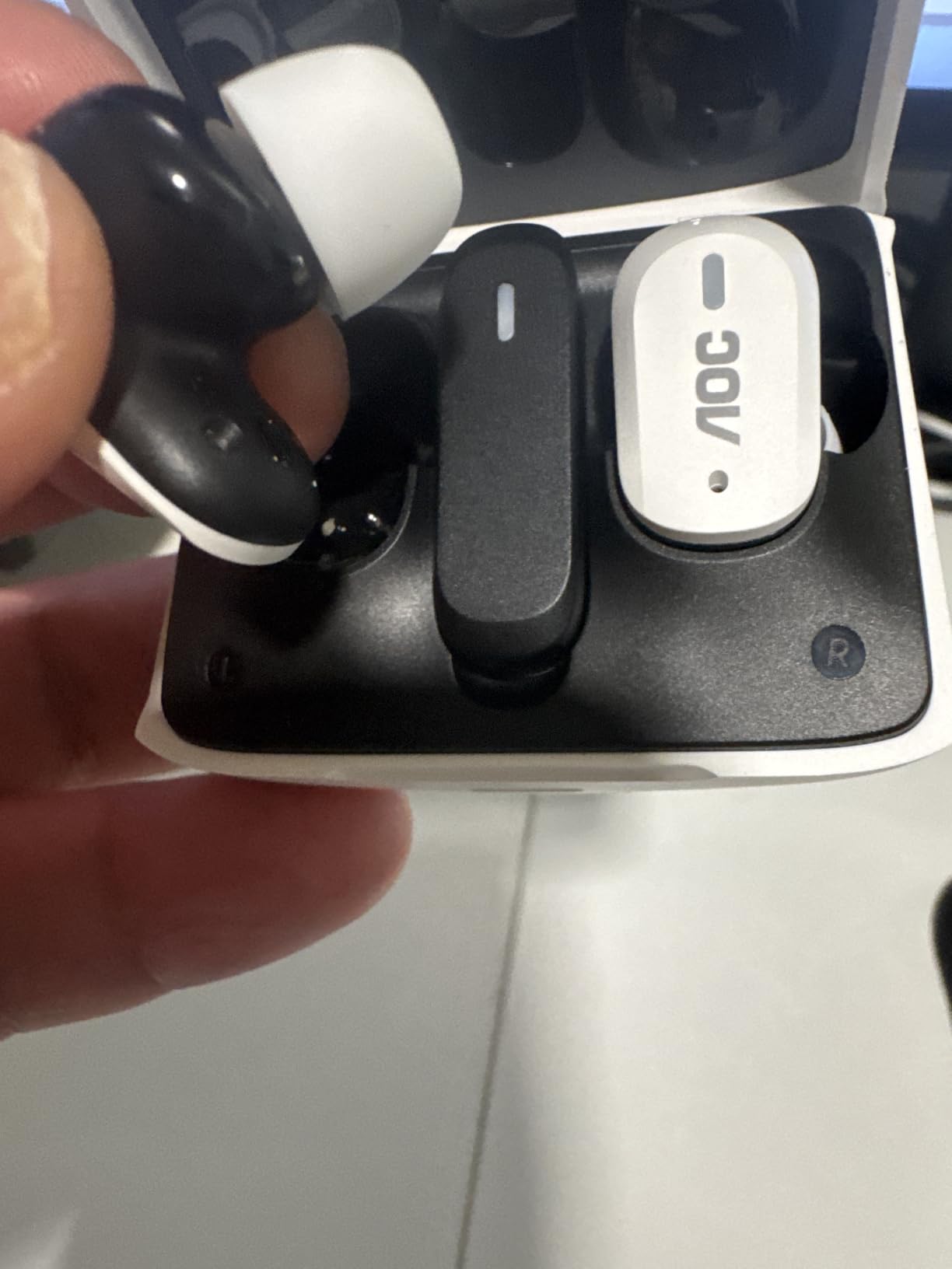 AOC ACT3512 Wireless Gaming Earbuds for PS5 PC Switch, 2.4GHz USB-C Dongle & Bluetooth 5.3 Headphones, 20ms Ultra-Low Latency, Noise Cancelling Mic, 32H Playtime in-Ear Gaming Headset customer photo 2