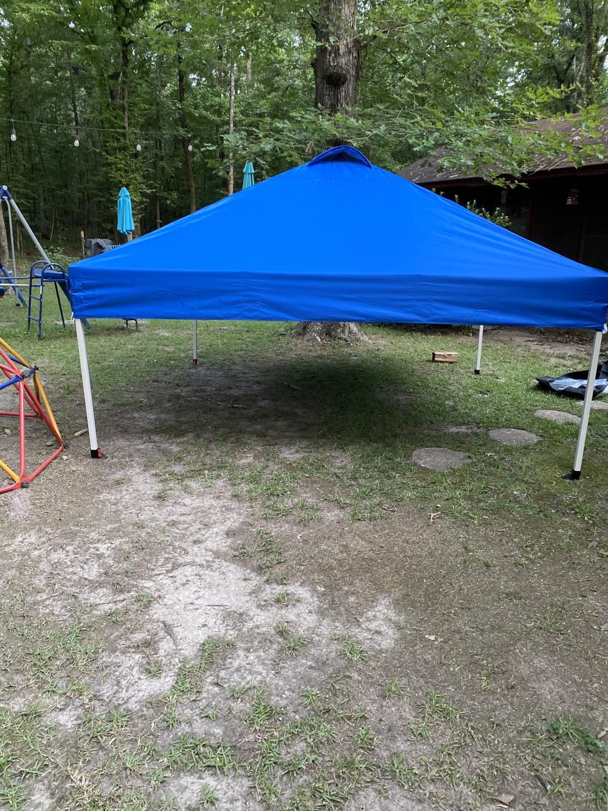 WEIZE 10x10 Pop Up Canopy Tent, 1-Button Push Setup Canopy Tent, Adjustable Height Instant Portable Shelter customer photo 1