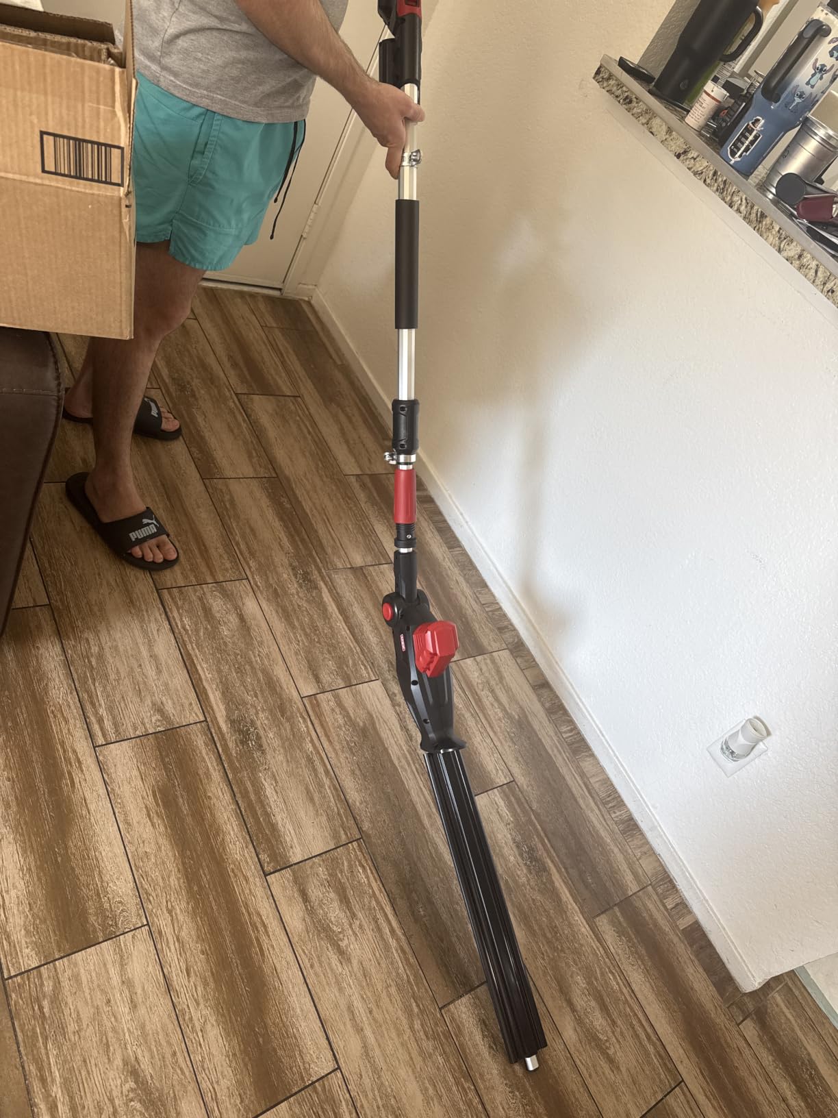 MZK 20V MAX 23-inch Cordless Pole Hedge Trimmer Attachment, 8-Feet Reach, Electric Hedge Trimmer with Extension Pole, Multi-Angle, for Garden Lawn Trimming(Two Batteries and Charger Included) customer photo 2