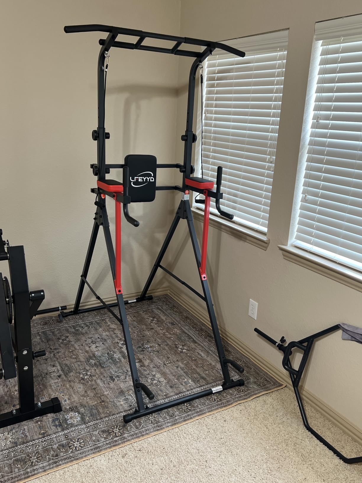 Power Tower Pull Up Bar Free Standing,Multi-Level Adjustable Height Dip Station, Multi-Grip Handles,Backrest,Home Gym Strength Training Equipment with Power Elastic Ropes 400LBS Capacity customer photo 1