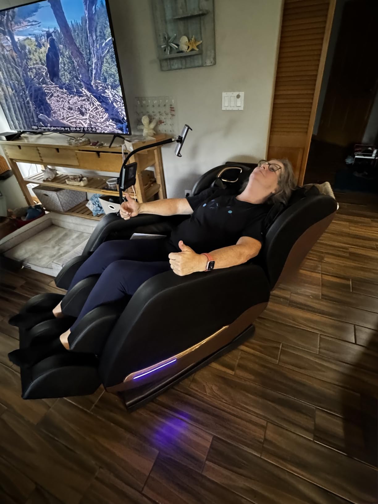 Massage Chair Full Body, 14 Fixed Rollers, Zero Gravity Recliner | Wood Grain Leather, Foot Massage, 5 Auto Modes, 8 Airbags, Heating, Bluetooth, Screen Controller for Living Room, Bedroom customer photo 2