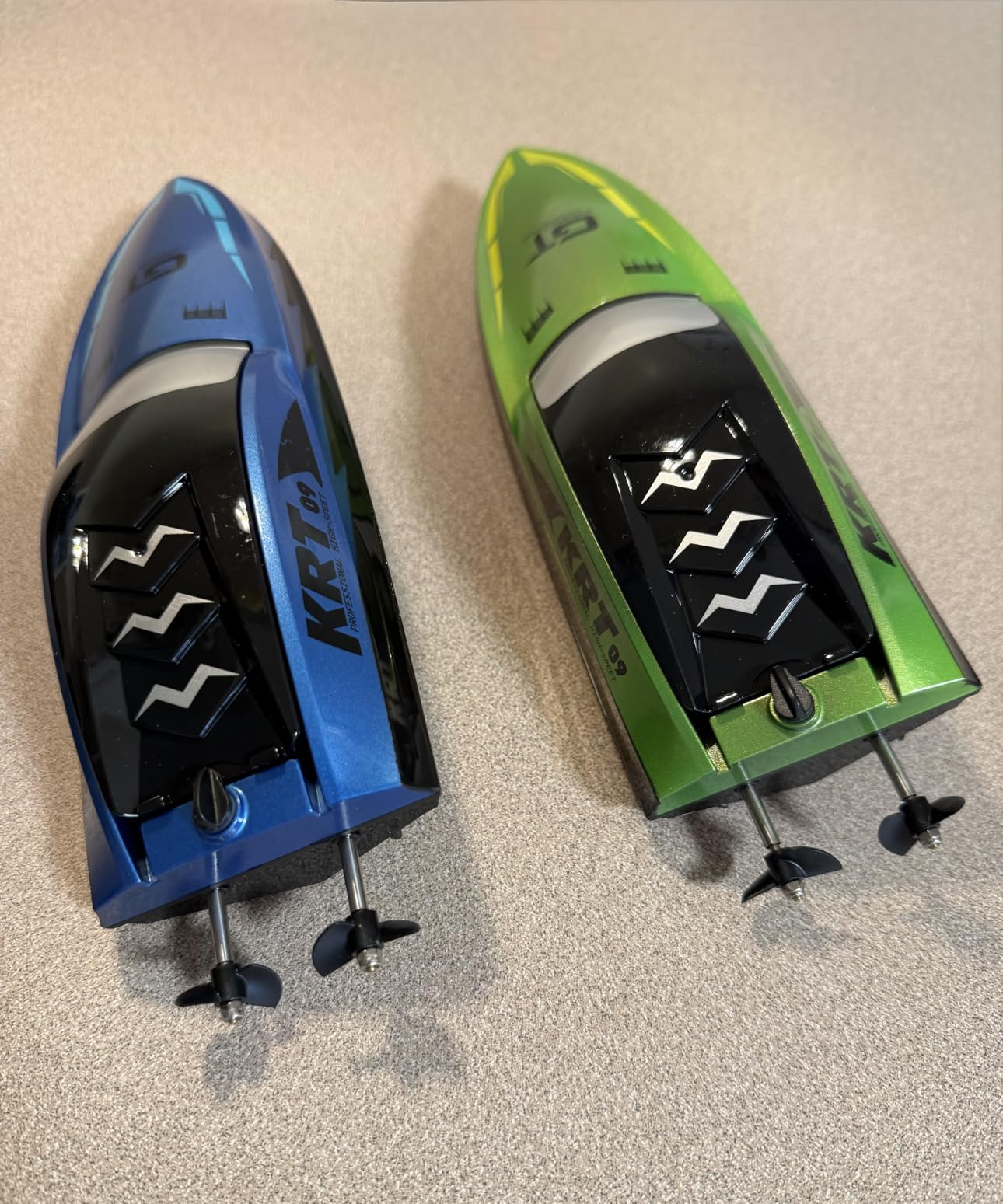 RC Boat for Kids Remote Control Boats Pool Lakes Bathtub Toy | 8 LED Light Modes, Whole Body Waterproof, Low Battery/Out of Range Alarm, 2.4Ghz, 15Kmh, Rechargeable Battery, Auto Paring, 2Pack customer photo 2