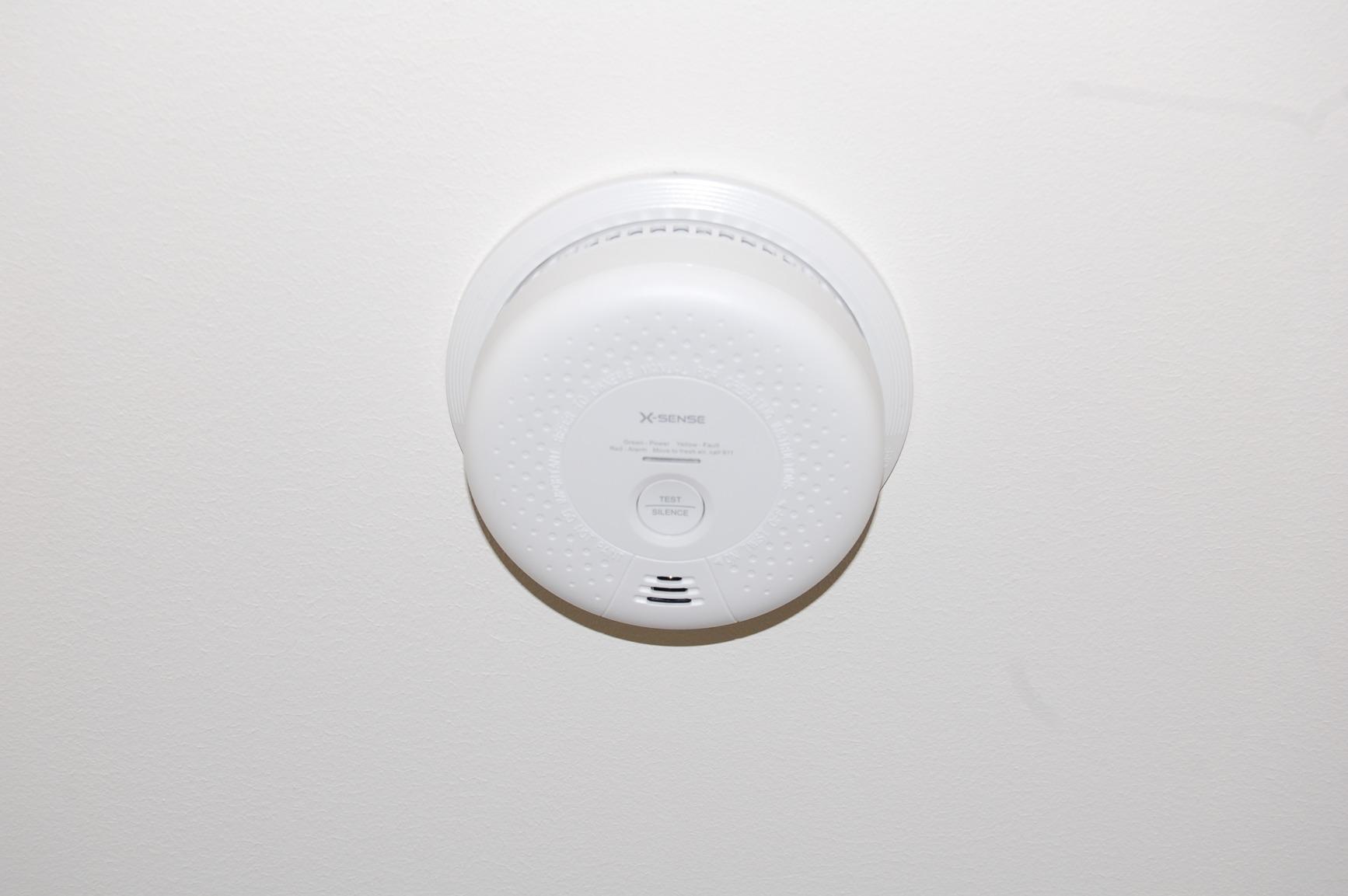 X-Sense Wi-Fi Radon Detector for Home with APP Notification, Model XR0A-iR | Deeper Trends in App, Easy to Use, Zero Lab Fees, No Installation Required, Continuous Monitoring customer photo 1