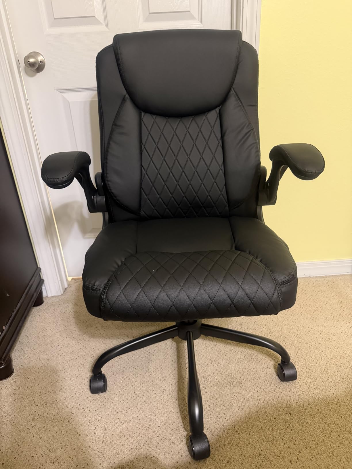 GTPOFFICE Executive Office Chair with Comfortable Lumbar Support, Ergonomic Gaming Chair with Flip-up Armrests & Zoned Pressure-Relief Cushion, Comfy PU Leather Desk Chair, Black customer photo 2