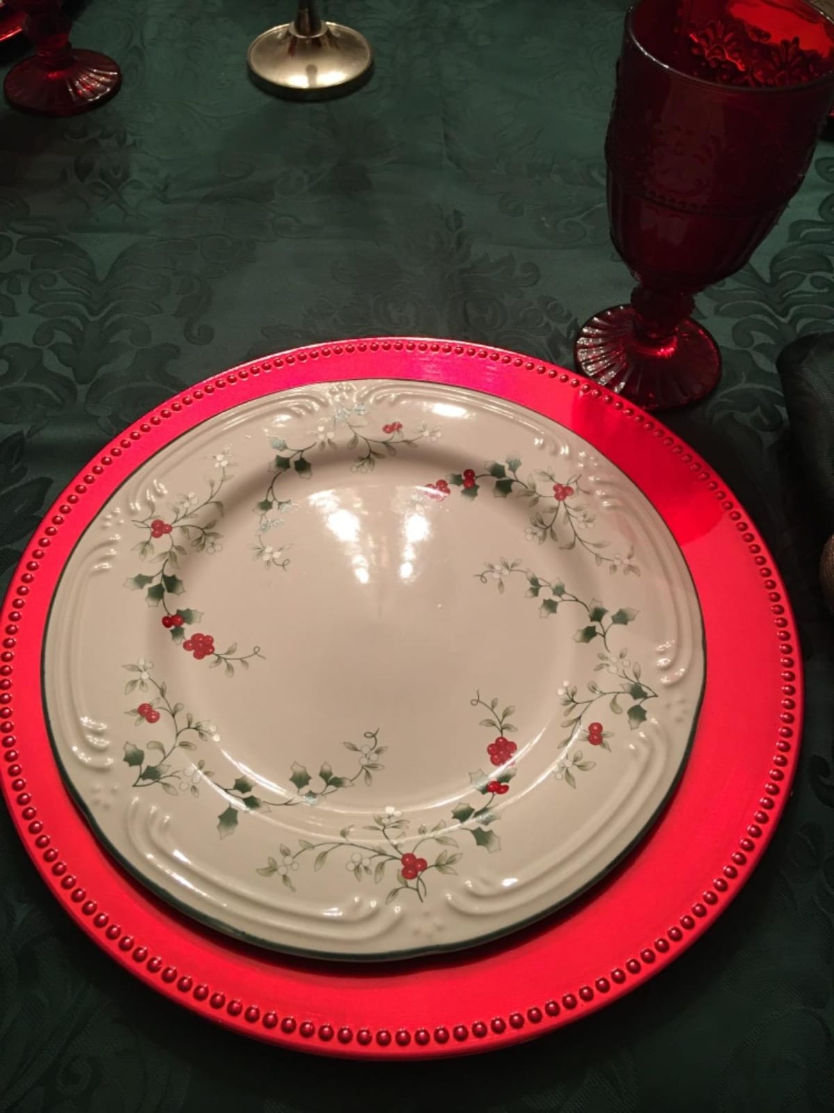 Pfaltzgraff Winterberry 16-Piece Dinnerware Set, Service for 4 customer photo 1