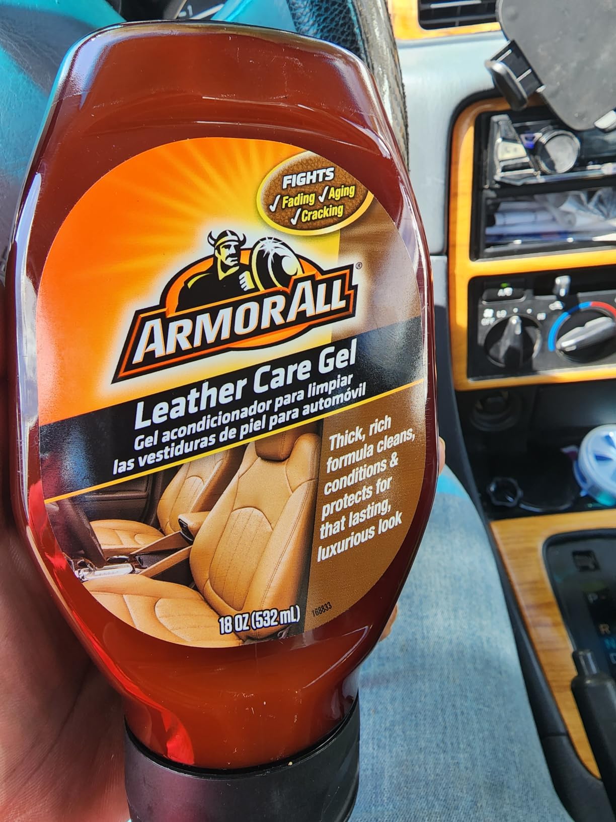Armor All Car Leather Conditioner Gel, Interior Cleaner for Cars, Trucks and Motorcycles, 18 Fl Oz customer photo 1