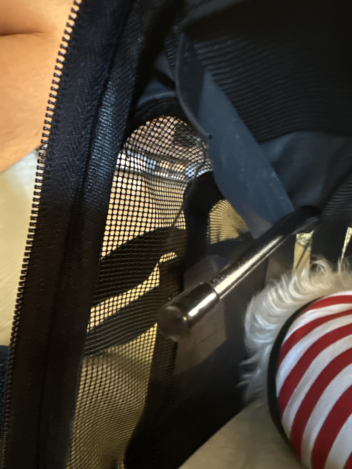 Sherpa Delta Airlines Travel Pet Carrier, Airline Approved & Guaranteed On Board - Black, Medium customer photo 2