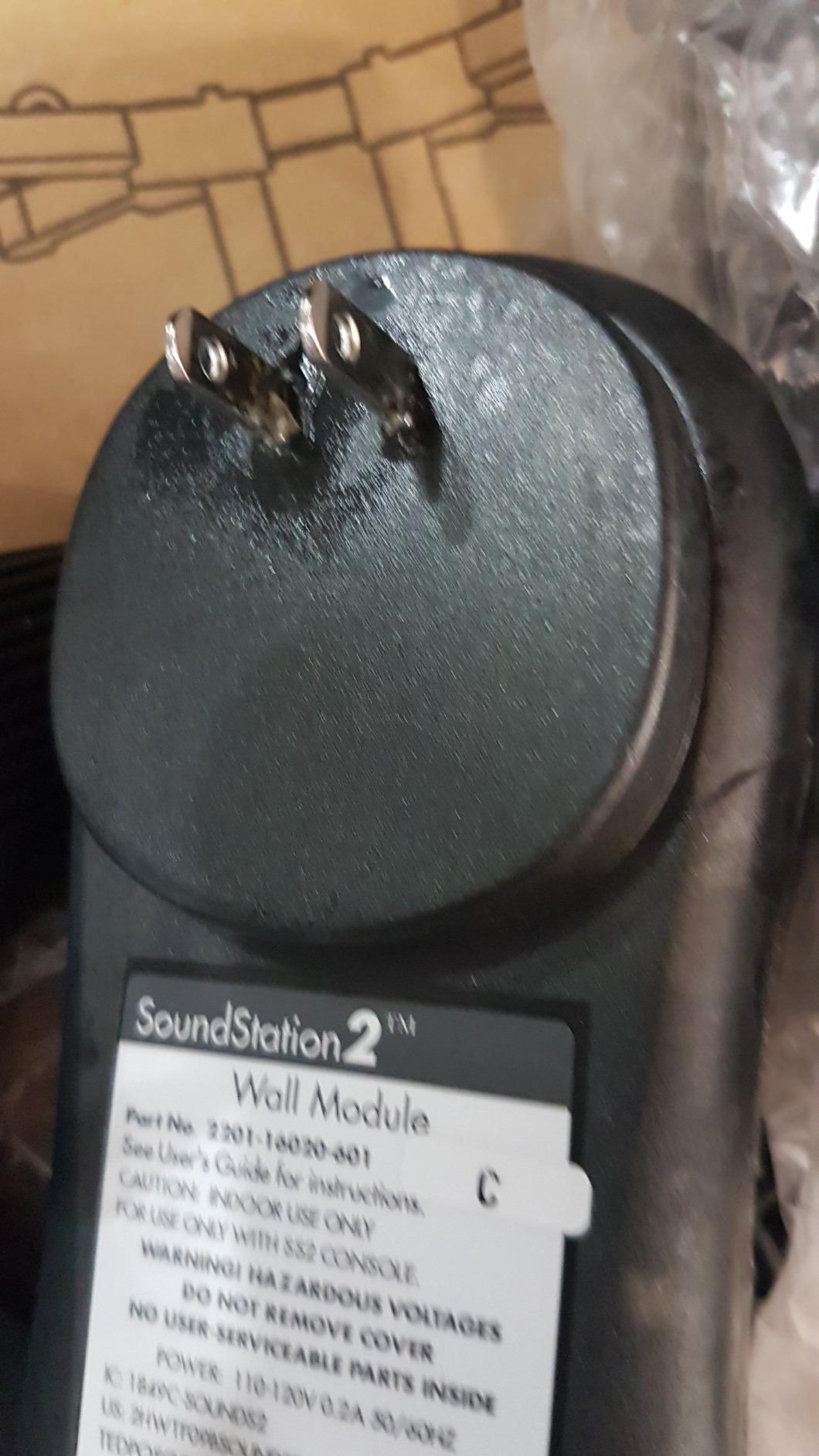 Polycom SoundStation2 Expandable Conference Phone (2200-16200-001) customer photo 2