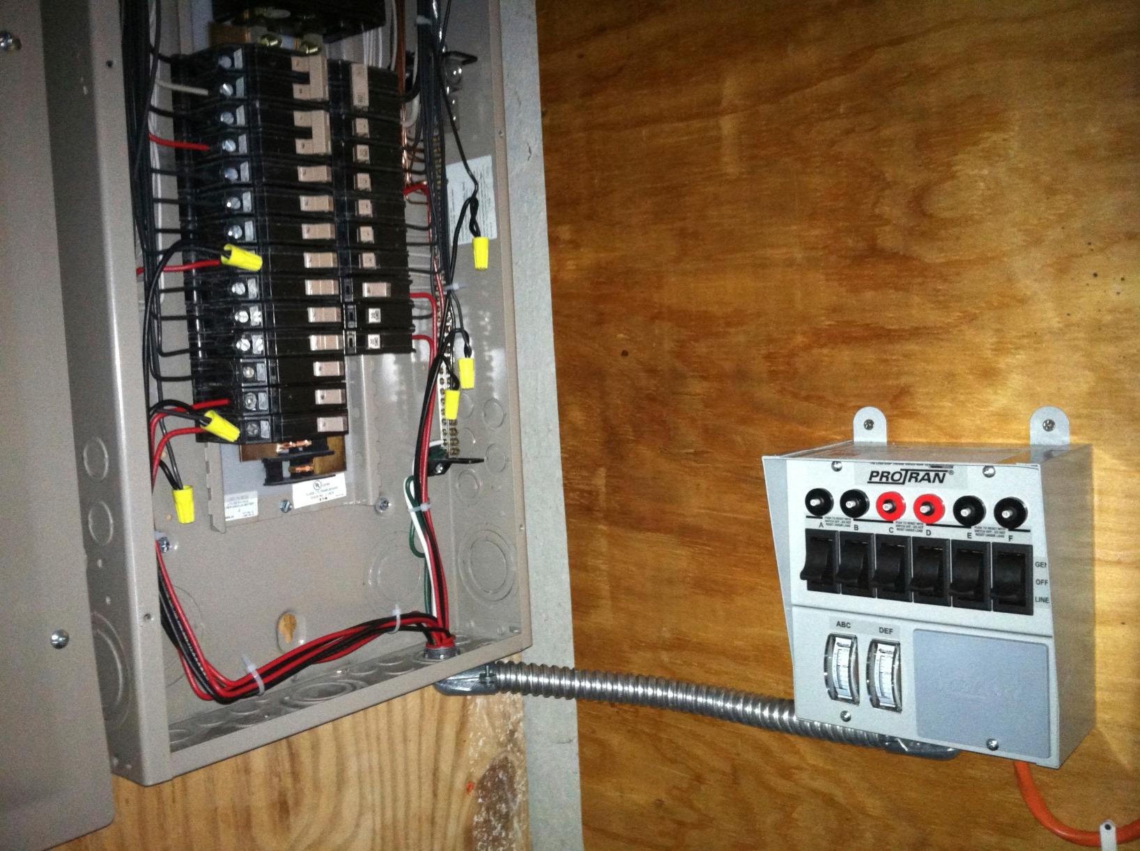 Reliance Controls Corporation 31406CWK 30 Amp 6-circuit Pro/Tran Transfer Switch Kit for Generators (7500 Watts).,Gray customer photo 2