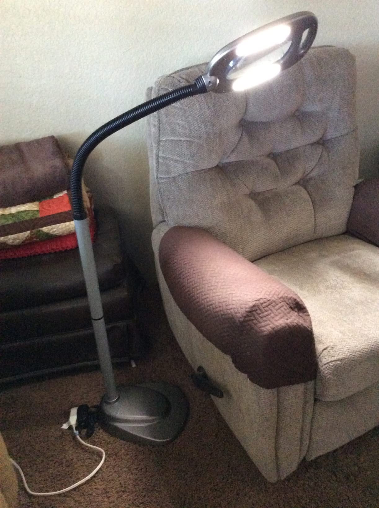 LIGHT IT! By Fulcrum, 20072-401 MultiFlex LED Floor Magnifier Lamp, Silver, Single pack customer photo 1