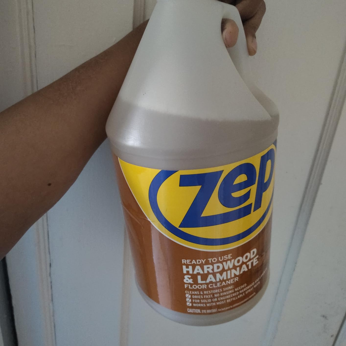 ZEP Ready-to-Use Hardwood and Laminate Floor Cleaner, Clear customer photo 1