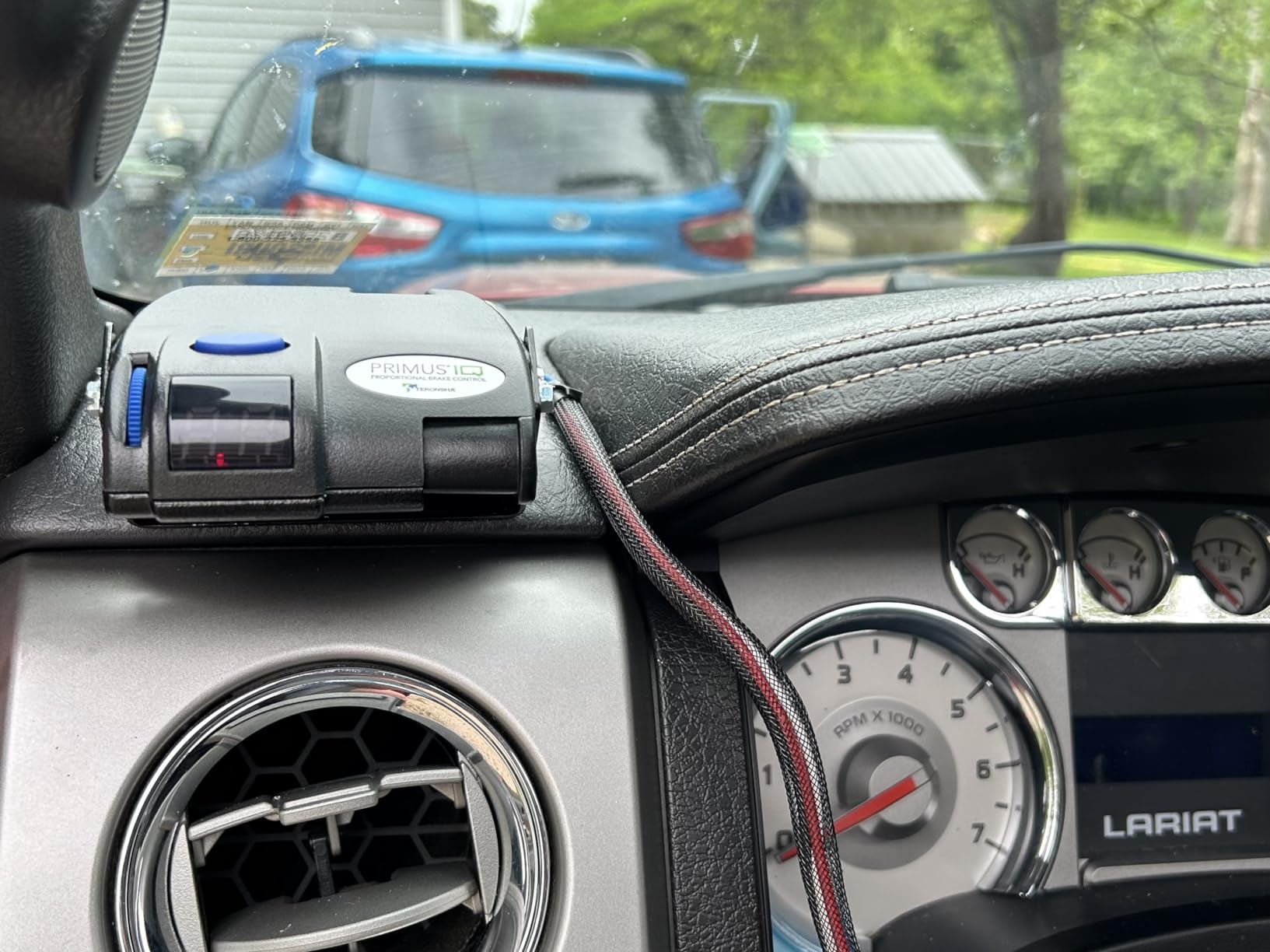 Tekonsha 90160 Primus IQ, Proportional Brake Controller for Trailers with 1-3 Axles, compatible with Ford, GM, Chevy, Dodge, RAM, Toyota, Jeep. Wiring Harness Sold Separately. customer photo 1
