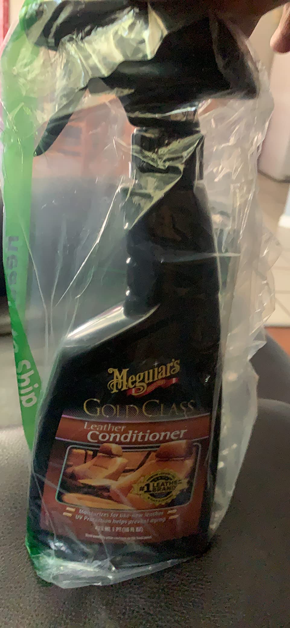 Meguiar's Gold Class Leather Conditioner Spray, 16 Oz customer photo 1