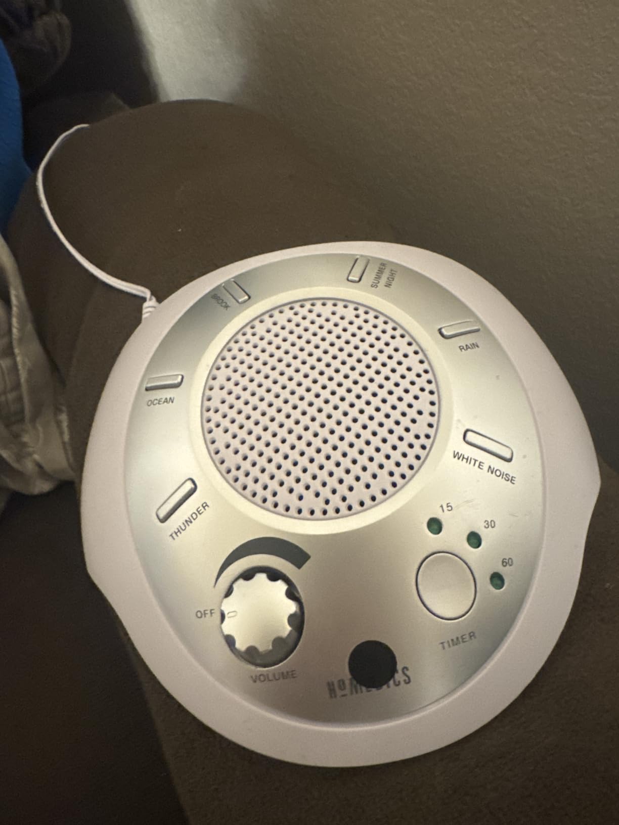 Homedics SoundSleep White Noise Sound Machine, Silver customer photo 1