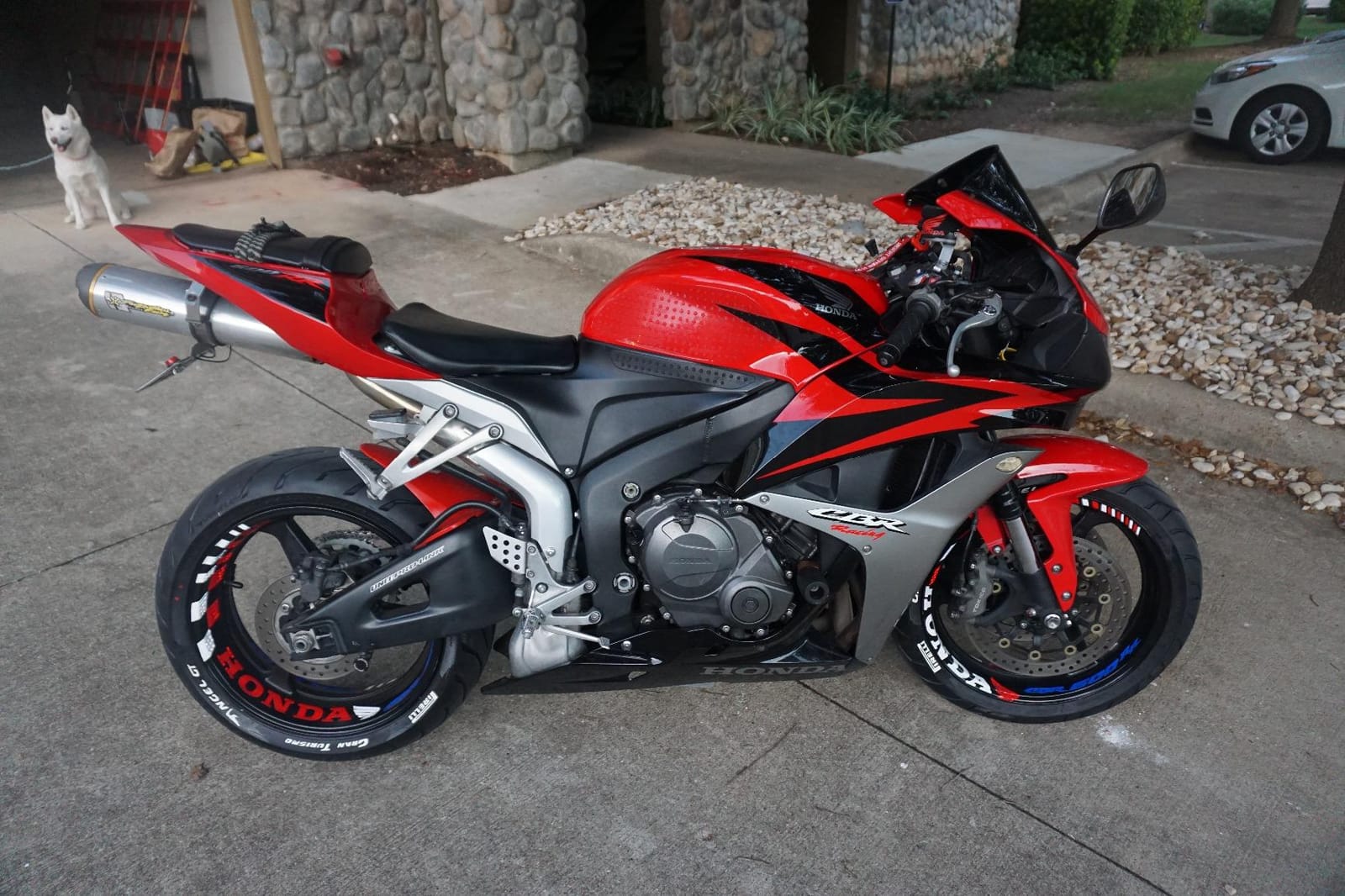 Pirelli Angel GT Rear Motorcycle Tire 180/55ZR-17 (73W) - Fits: Aprilia Caponord 1200 ABS 2014-2018 customer photo 1