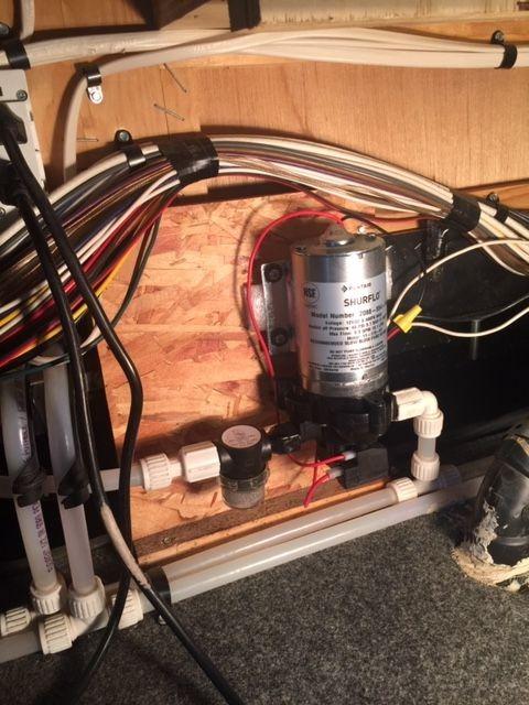Precitrade Shurflo 2088-554-144 Fresh Water Pump, 12 Volts, 3.5 Gallons Per Minute, 45 Psi customer photo 1