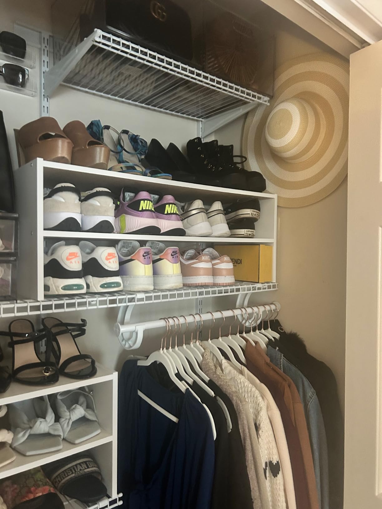 ClosetMaid ShelfTrack Wire Closet Organizer System, Adjustable from 4 to 6 Ft., With Shelves, Clothes Rods, Hardware, Durable Steel, White customer photo 1