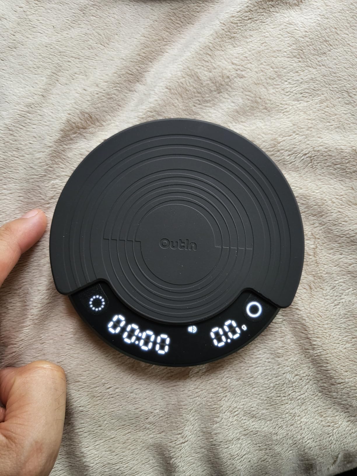 OutIn Claro Portable Coffee Scale, Timer Function, Rechargeable customer photo 2