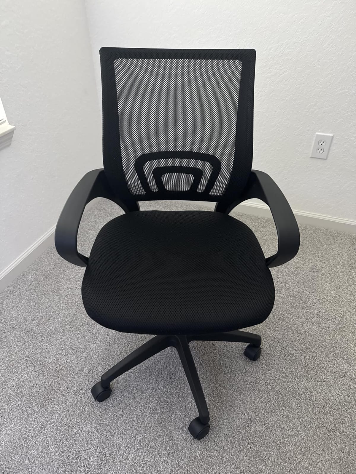 BestOffice Ergonomic Office Chair | Mid-Back Swivel Desk Chair | Black | with Lumbar Support, Adjustable Height & Breathable Backrest | Sponge Seat & Rolling Wheels | for Home, Office customer photo 1