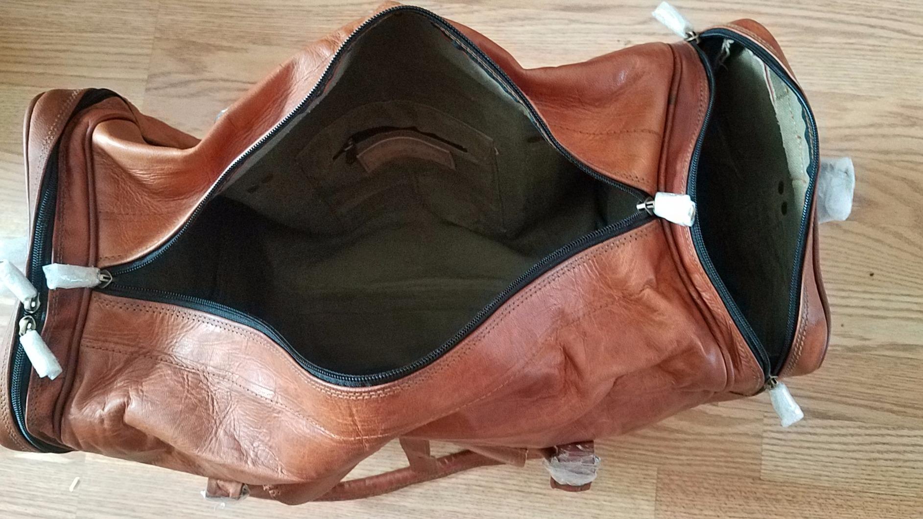 21 Inch Leather Travel Duffle Bag for Men & Women, Overnight Weekend Bag customer photo 2