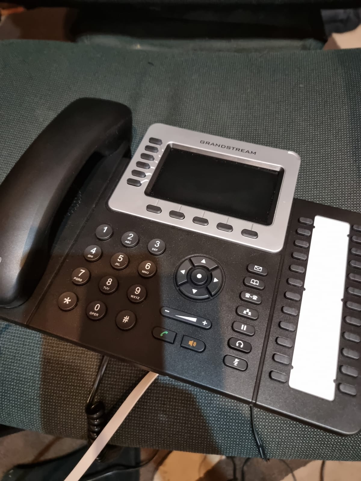 Grandstream GXP2160 IP Phone | 6 Lines, 6 SIP Accounts | 4.3-Inch Color Display | Dual-Port Gigabit Ethernet with Integrated PoE customer photo 1