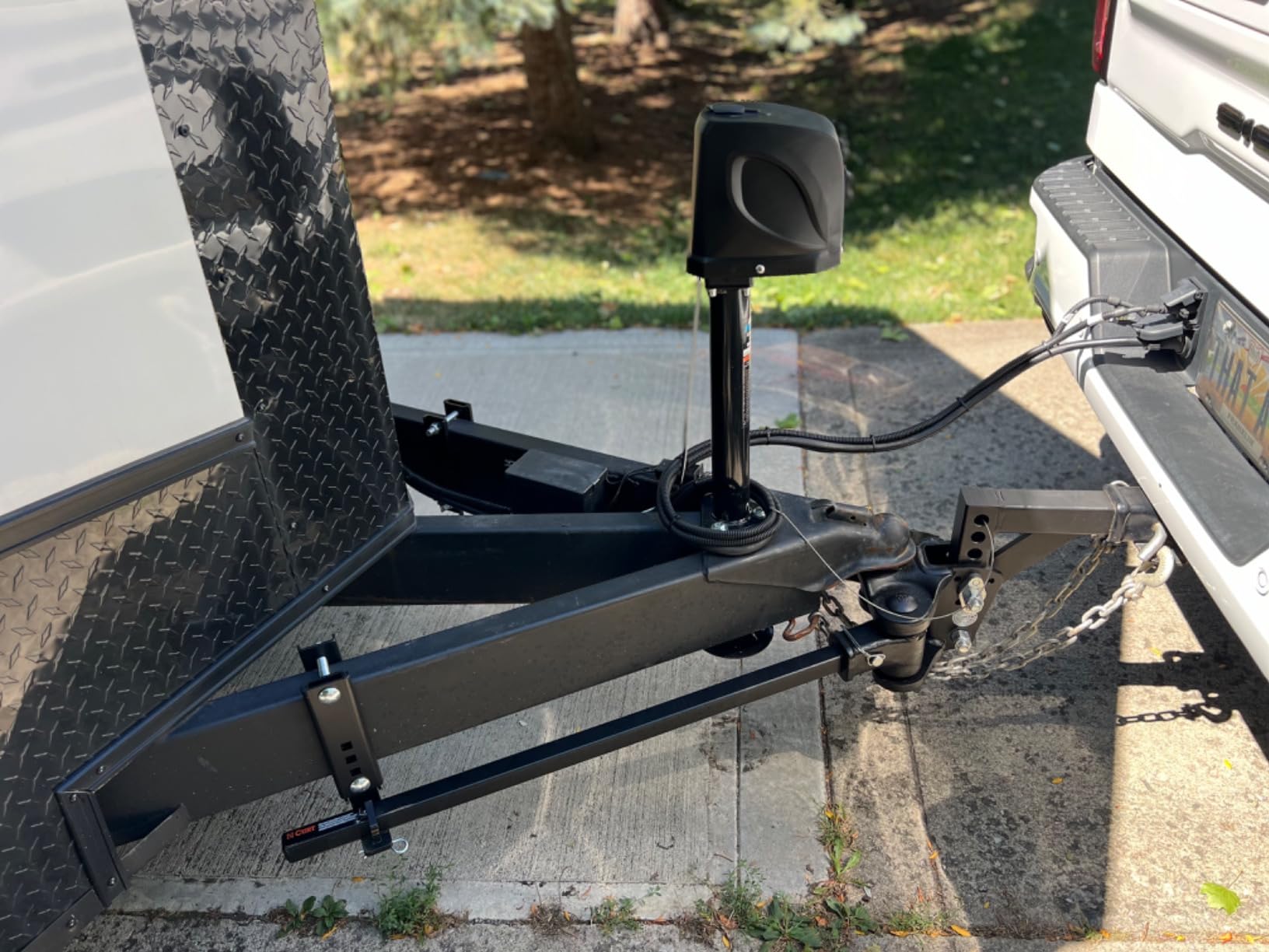 CURT 17500 TruTrack 4P Weight Distribution Hitch with Sway Control, 10K customer photo 2