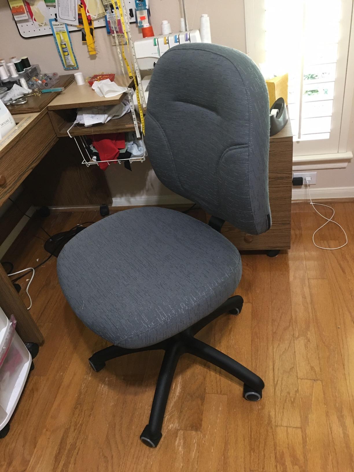 Reliable Ergonomic Task Chair, Sewing Chair, Adjustable Height, Grey customer photo 1