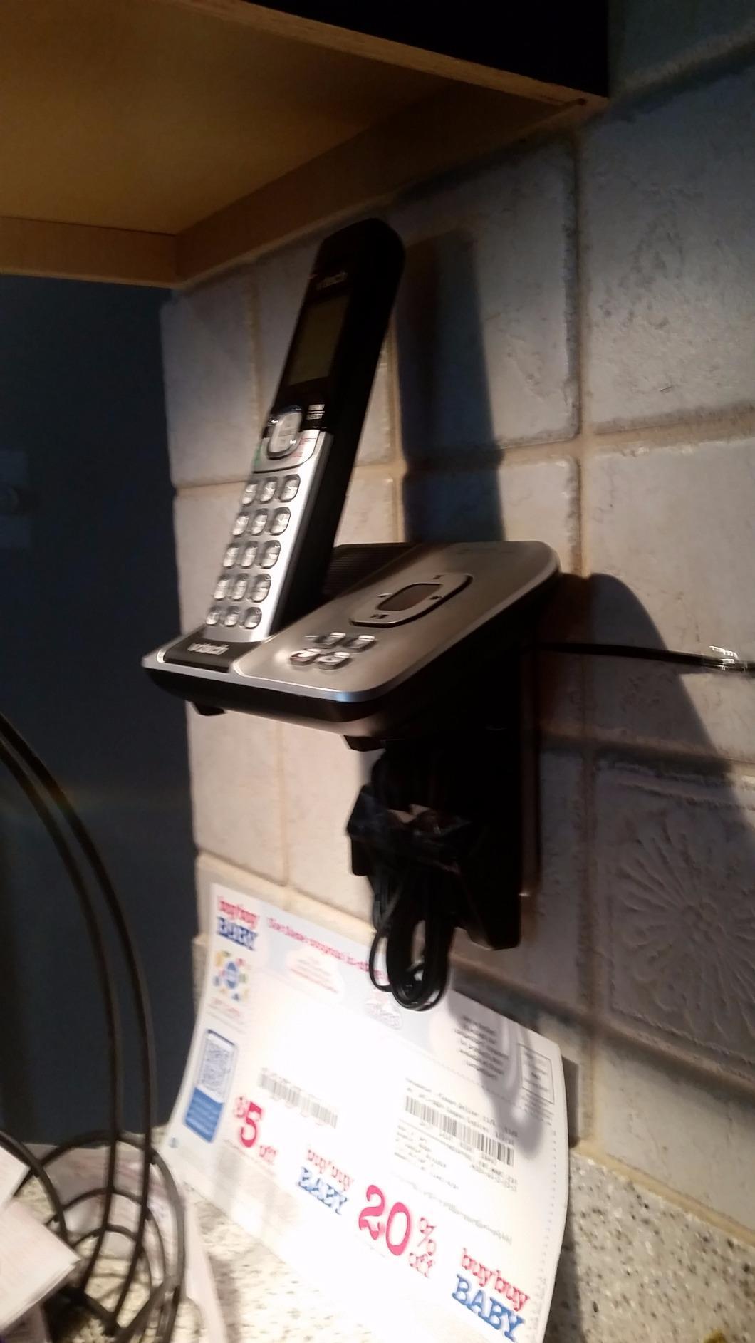 VTech CS6529-4 DECT 6.0 Phone Answering System with Caller ID/Call Waiting, 4 Cordless Handsets, Silver/Black customer photo 1