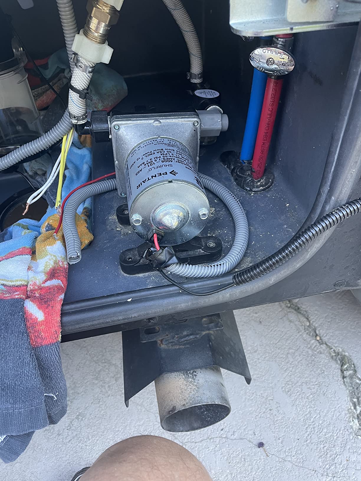 RecPro RV Water Pump Direct Replacement for Shurflo 4008-101-A65 3.0 GPM 12V Self-Prime Camper Water Pump customer photo 1