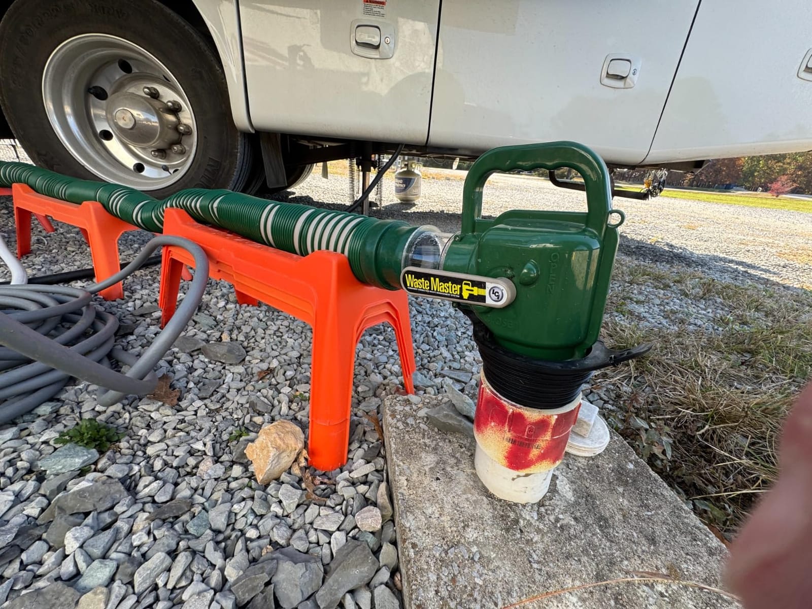 Lippert 359724 Waste Master 20’ Extended RV Sewer Hose Management System , Green customer photo 1