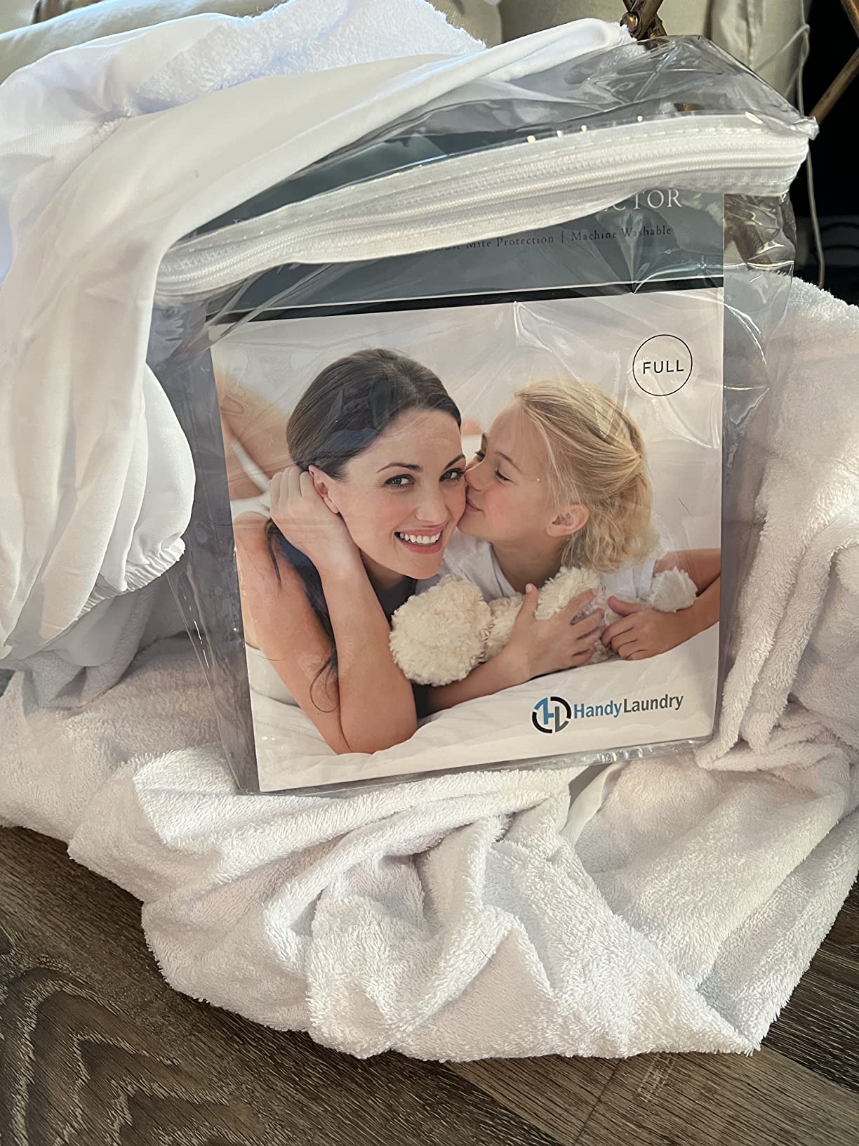 Handy Laundry Waterproof Mattress Protector – Breathable, Machine-Washable Mattress Cover – Perfect for Kids, Adults, and Pets – Extends Mattress Life. (Full Size) customer photo 2