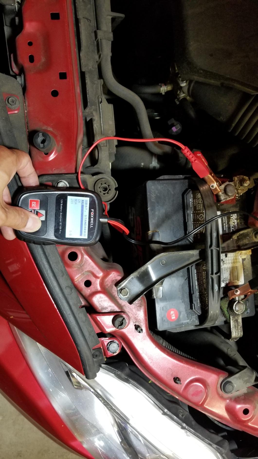FOXWELL BT100 PRO Car Battery Tester, 12V, 100-1100 CCA Load Tester customer photo 1