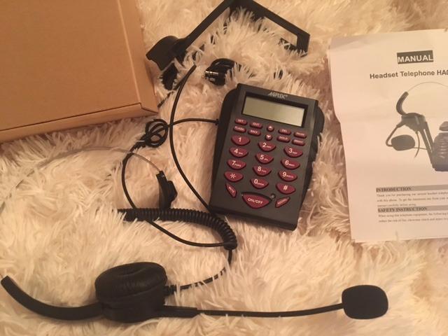 AGPTEK Corded Telephone with Headset & Dialpad customer photo 1
