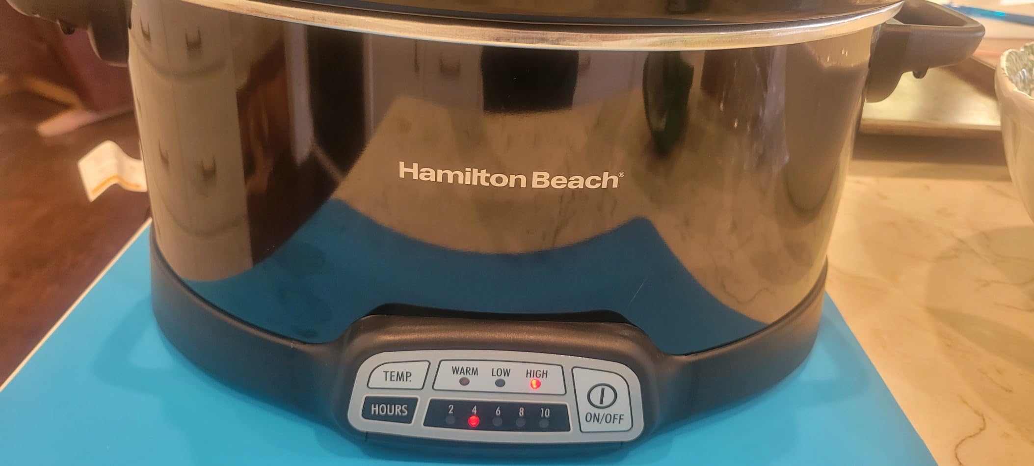 Hamilton Beach Portable 7 Quart Programmable Slow Cooker with Three Temperature Settings, Lid Latch Strap for Easy Travel, Dishwasher Safe Crock, Black (33474G) customer photo 1