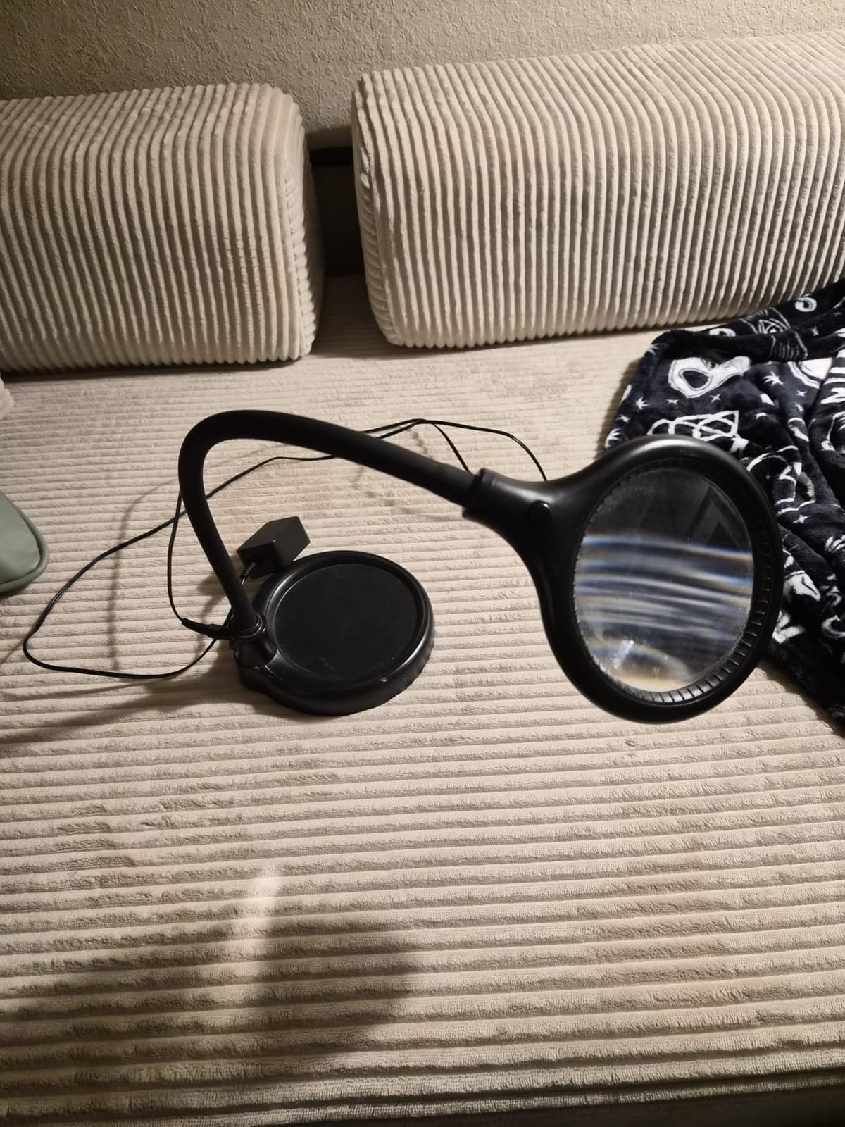Brightech LightView Pro Flex 2 in 1 Magnifying Desk Lamp, 1.75x Light Magnifier, Adjustable Magnifying Glass with Light for Crafts, Reading, Close Work customer photo 1