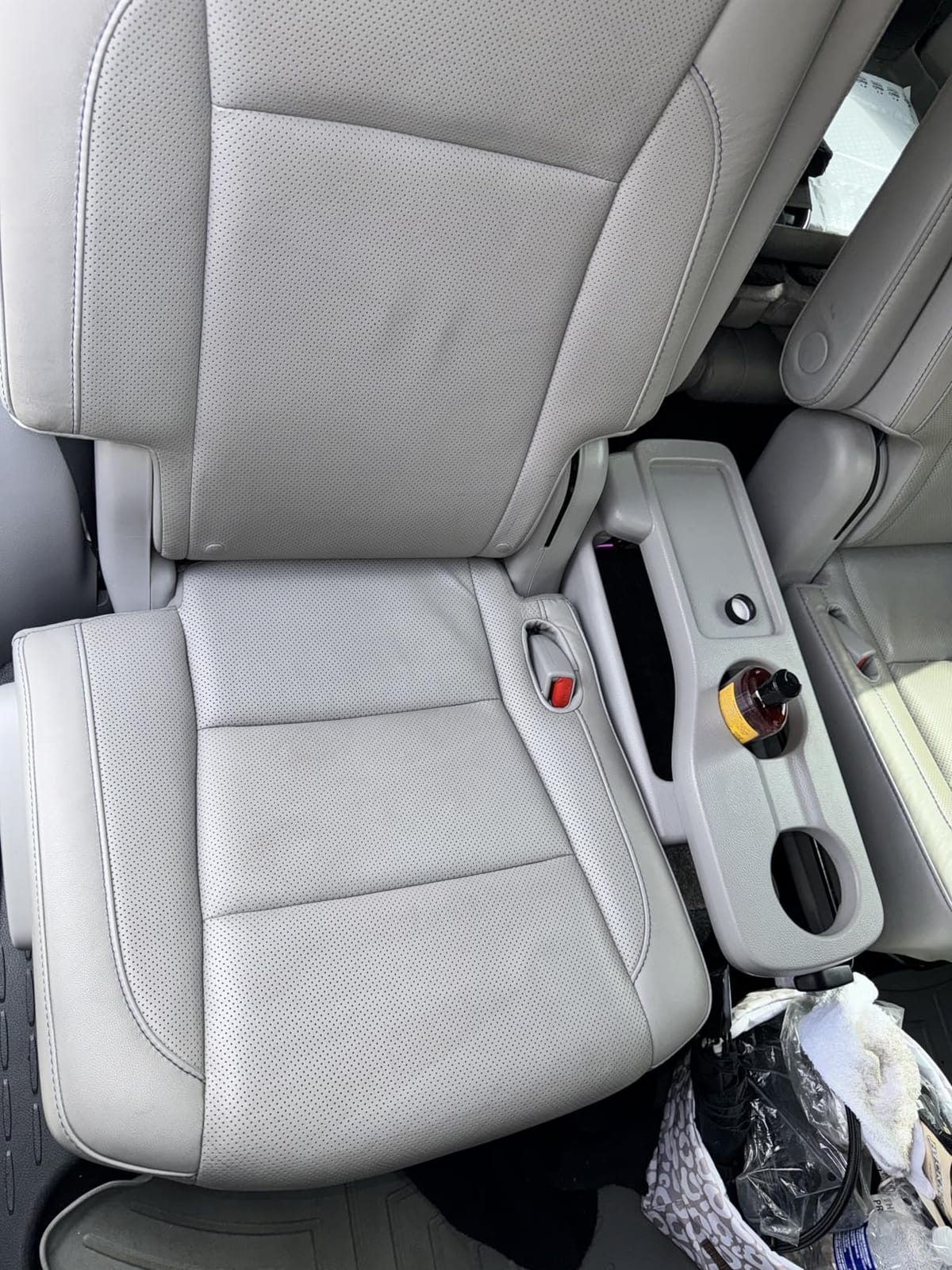 CarGuys Interior Car Cleaner for Tough Stains | Stain Remover for Car Seats, Carpet, Upholstery, & Leather | 18 Oz Kit with Microfiber Towel customer photo 1