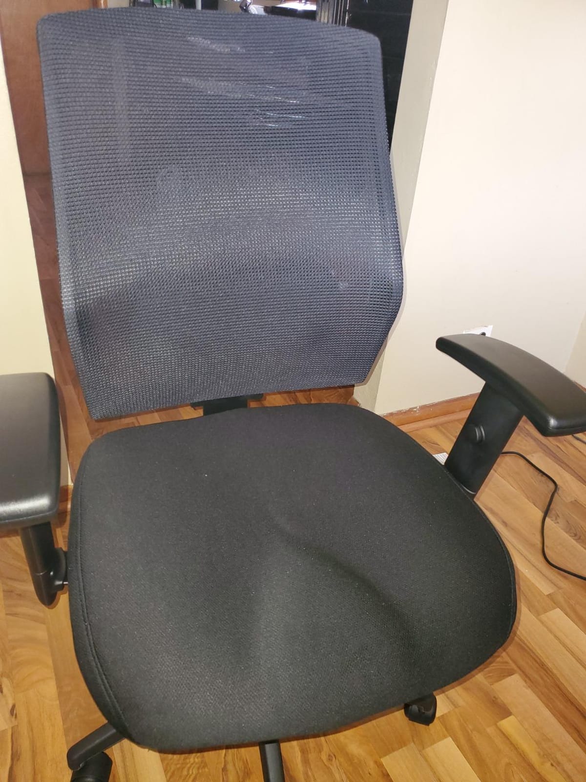 HON Crio Ergonomic Office Chair, Office Desk Computer Chair, Black | High back ergonomic desk chair with lumbar support, adjustable arms, standard tilt, rolling seating for home office decor customer photo 1