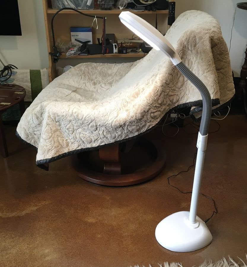 Verilux SmartLight Full Spectrum LED Floor Lamp with Adjustable Brightness customer photo 2