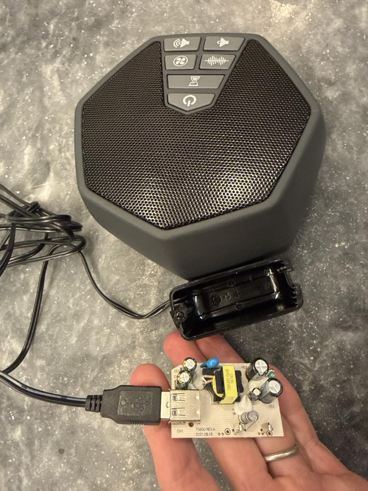 Adaptive Sound Technologies LectroFan EVO Sound Machine, White customer photo 1