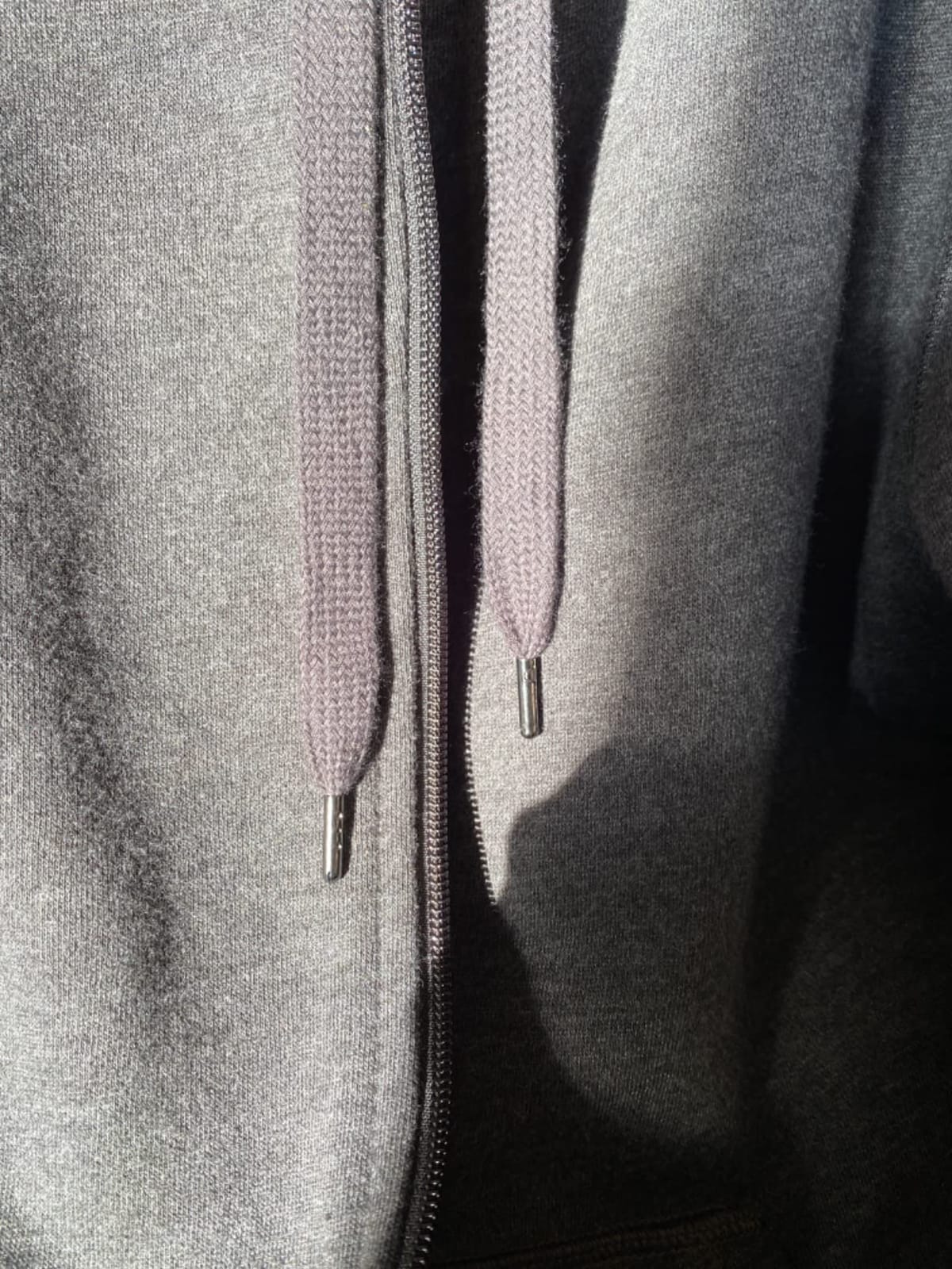 Amazon Essentials Men's Full-Zip Fleece Hoodie Sweatshirt (Available in Big & Tall) customer photo 1