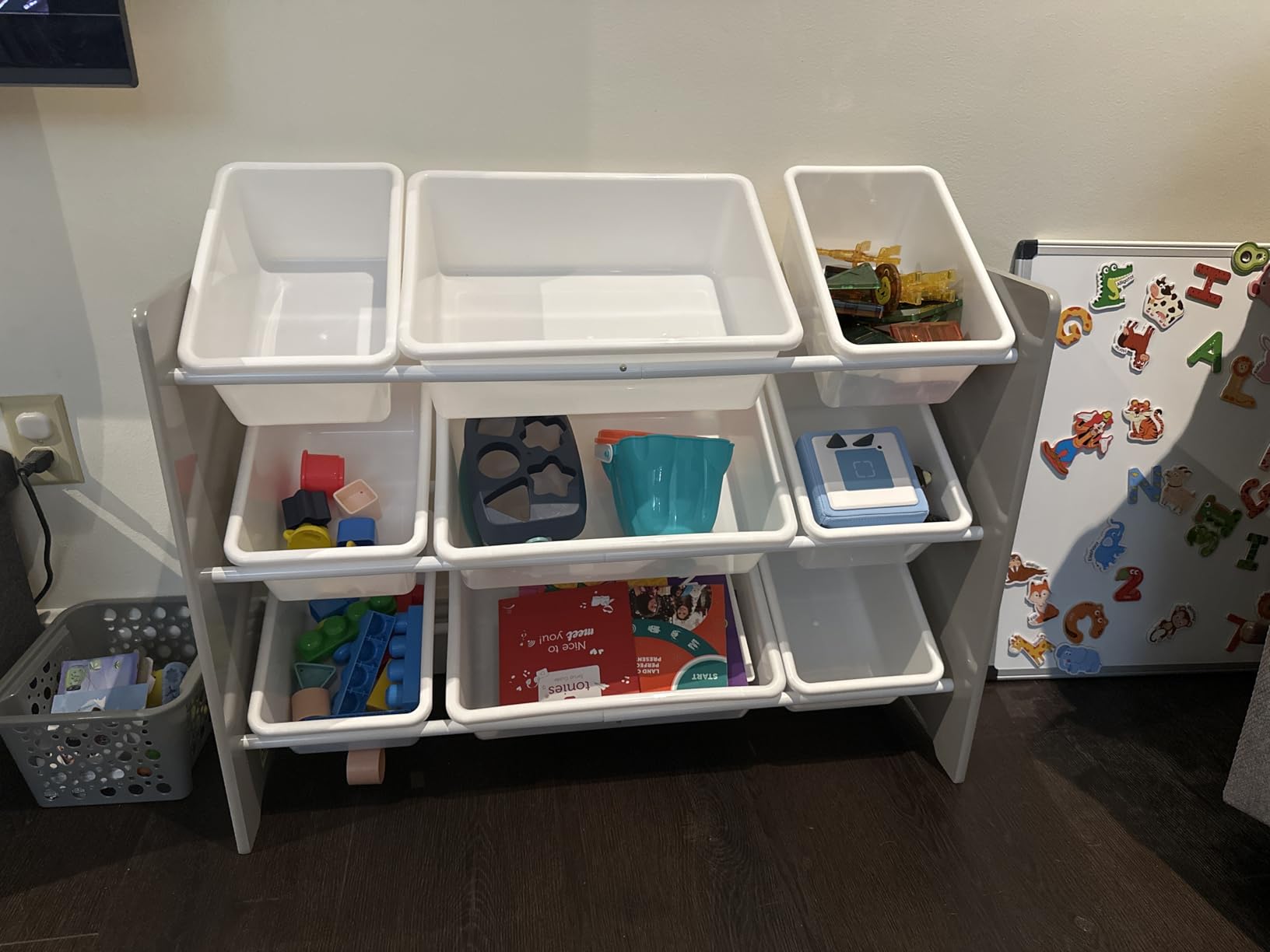 Delta Children MySize 9 Bin Plastic Toy Organizer - Greenguard Gold Certified, Grey customer photo 1