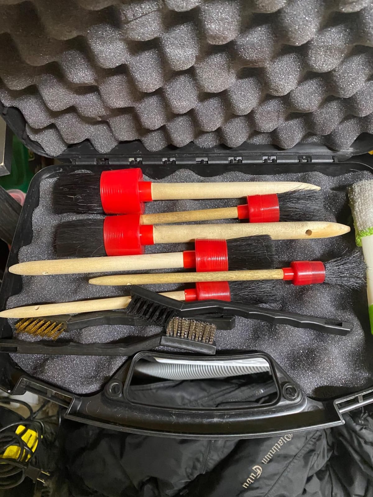 Nurkul 11Pcs Auto Detailing Set, Boar Hair Brushes, Steel Wire & A/C Brushes, Red, Soft Bristles, Wood Handles for Cleaning Interior, Exterior, Leather, 6 Sizes customer photo 1