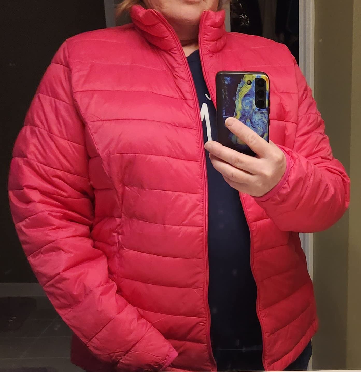 Amazon Essentials Women's Lightweight Long-Sleeve Water-Resistant Packable Puffer Jacket (Available in Plus Size) customer photo 1