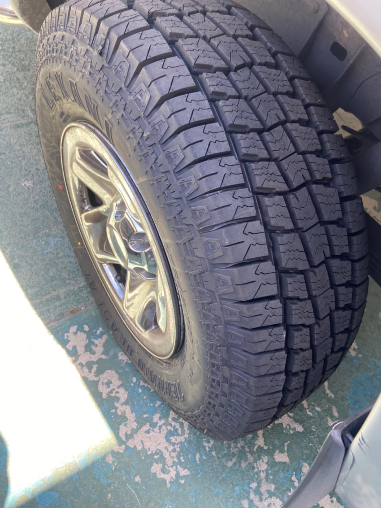 Lexani Terrain Beast AT LT265/70R17 121/118S E customer photo 2