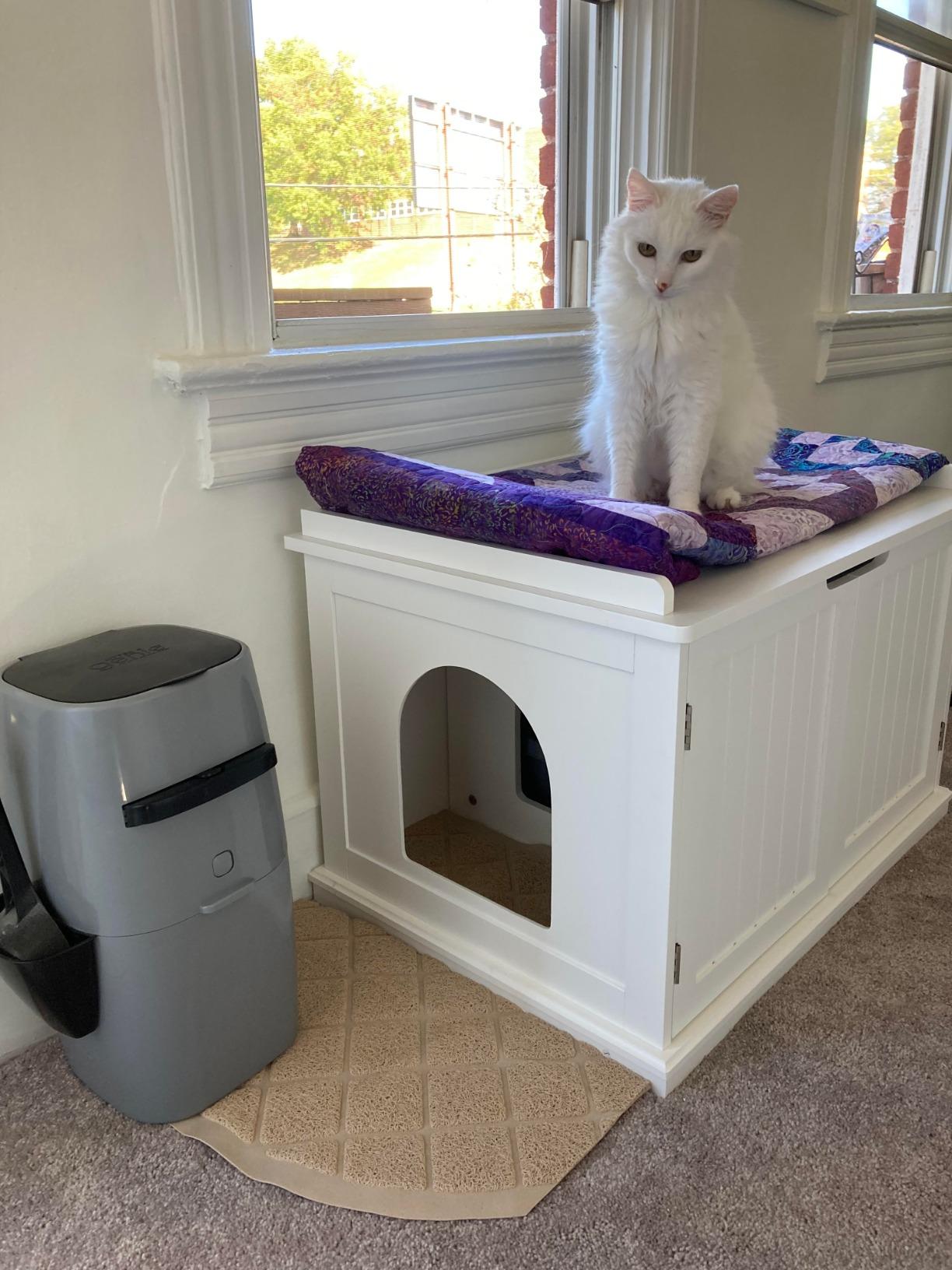 unipaws Cat Litter Box Enclosure Furniture, Hidden Litter Box Cover customer photo 1