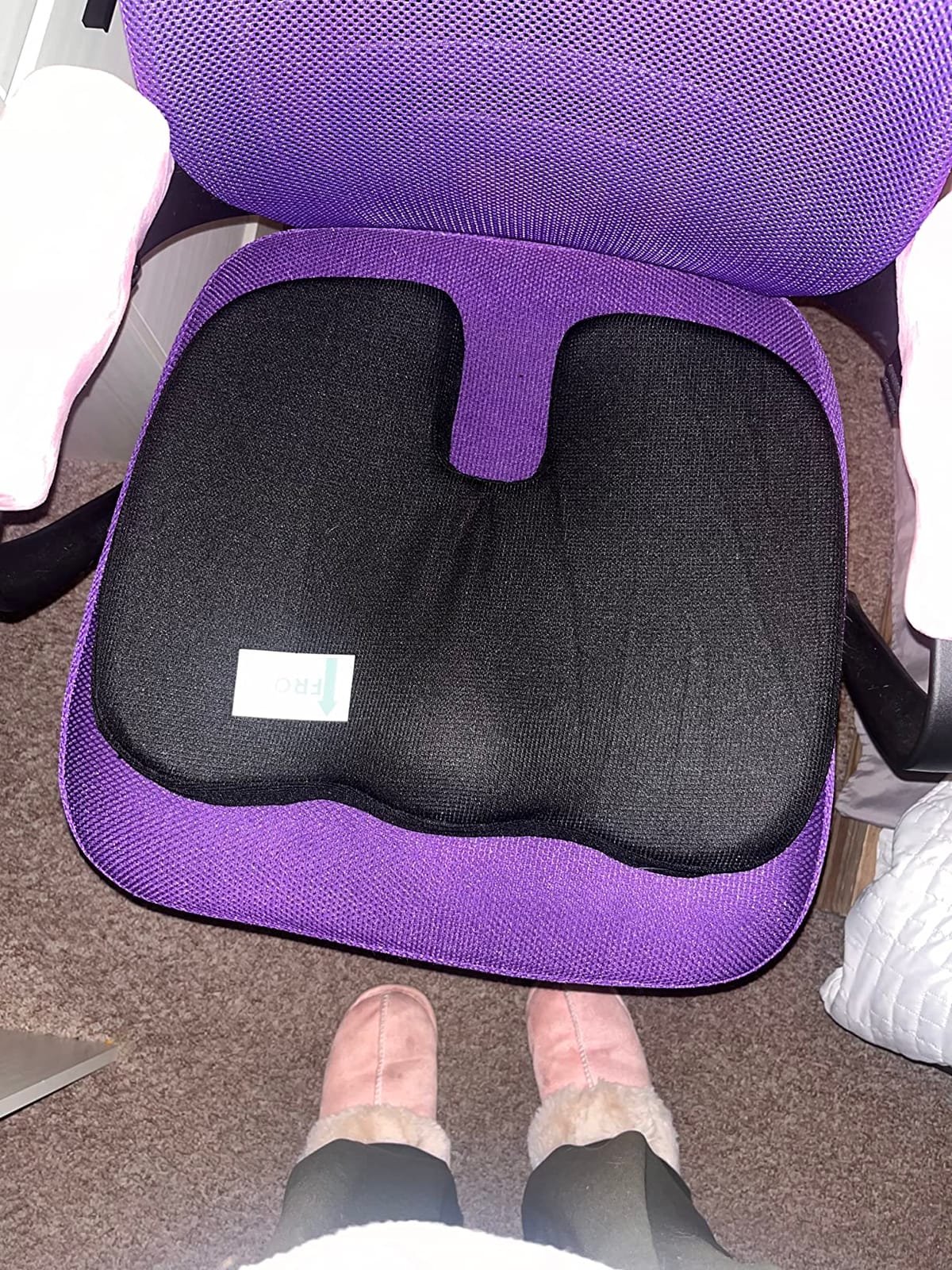 5 STARS UNITED Seat Cushion - Memory Foam Chair Cushion for Tailbone Pain Relief - Ergonomic Support for Coccyx, Sciatica & Butt - Office, Desk & Gaming Chair, Car Seat, Wheelchair, Airplane, Black customer photo 1
