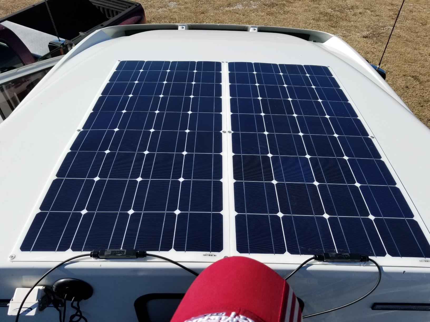 XINPUGUANG Flexible Solar Panel 200W 12V Solar System kit for RV Boat Van customer photo 2