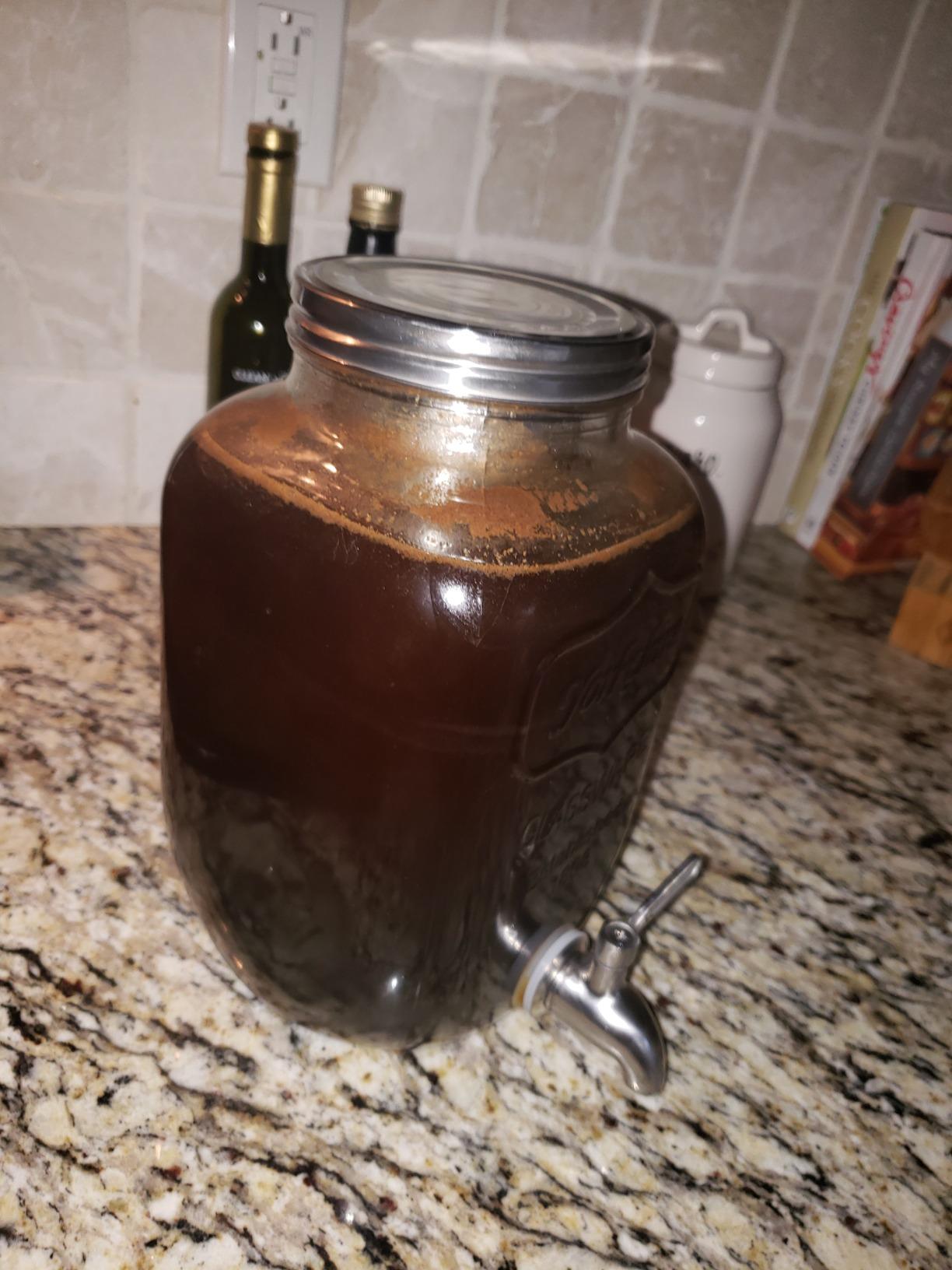 Original Grind Coffee Co.,1 Gallon Cold Brew Coffee Maker,Easy Pour Stainless Steel Spigot Tap,Extra Thick Glass Pitcher Brewing System Iced Coffee Maker,Refrigerator Safe Storage customer photo 1
