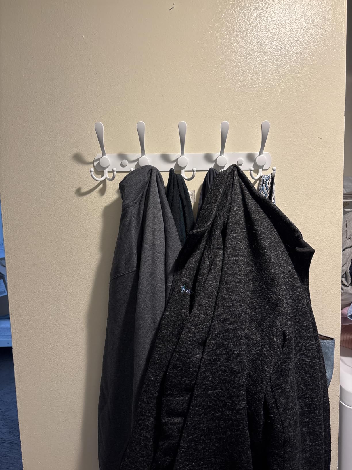 Dseap Coat Rack Wall Mounted - 5 Tri Hooks, Heavy Duty, Stainless Steel, Metal Coat Hook Rail for Coat Hat Towel Purse Robes Mudroom Bathroom Entryway (Black, 2 Packs) customer photo 2