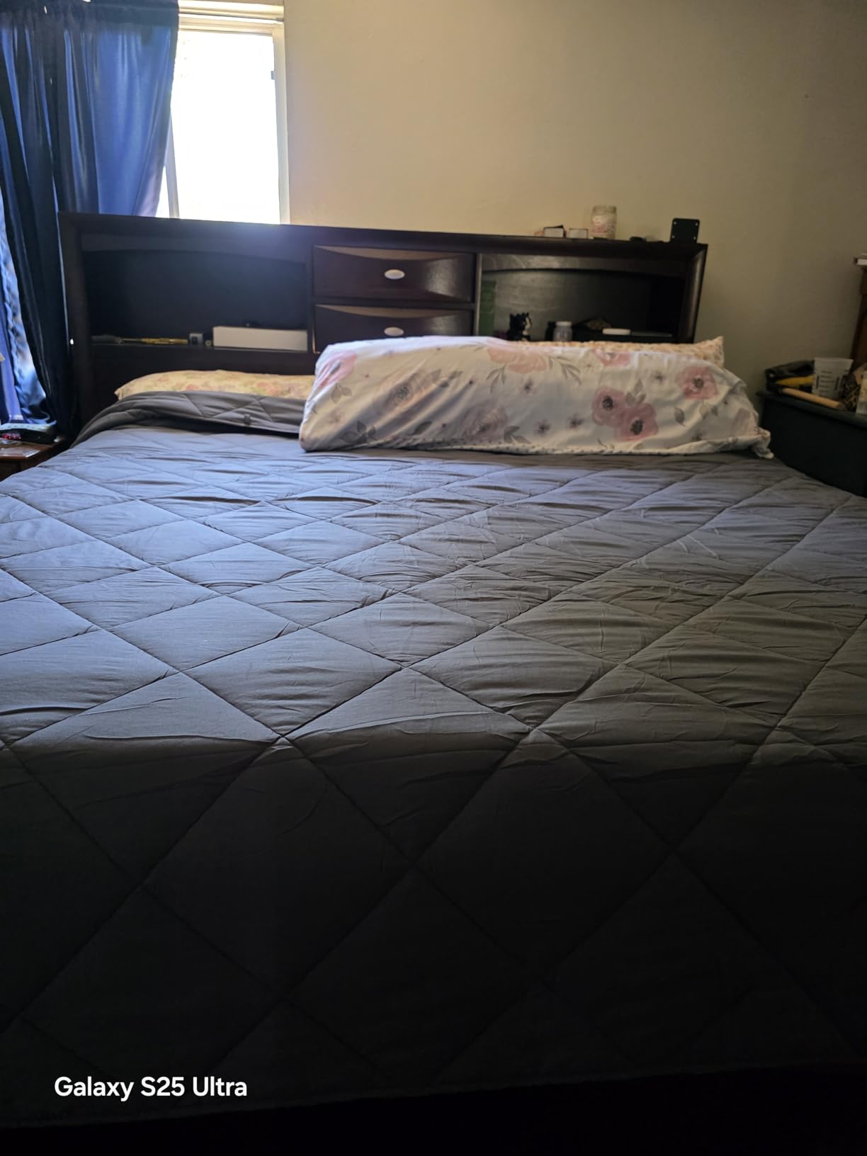 HomeSmart King Size Weighted Blanket 30 lbs, Also Fits California King Beds customer photo 2